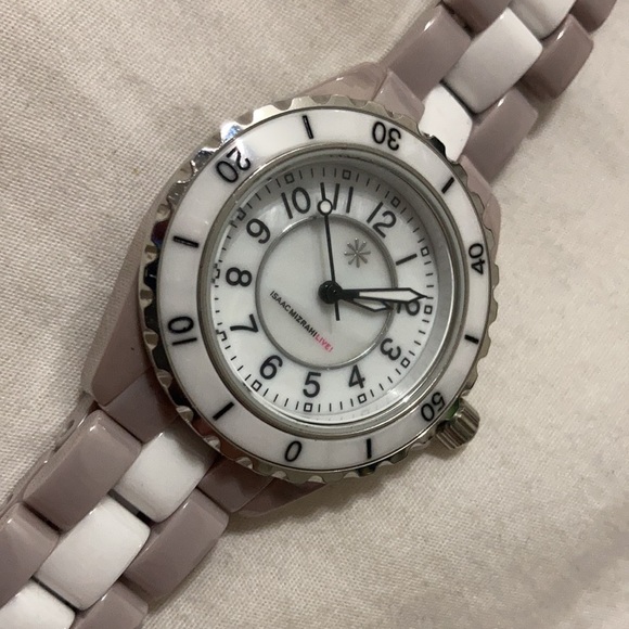 Brand New Watch Issac Mizrahi